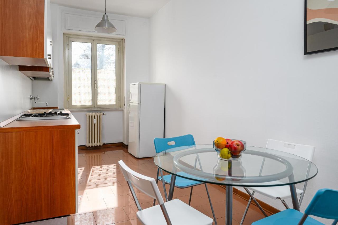 Classbnb - Appartamento A 200 Metri Dalla Metro Pagano Milan Luaran gambar