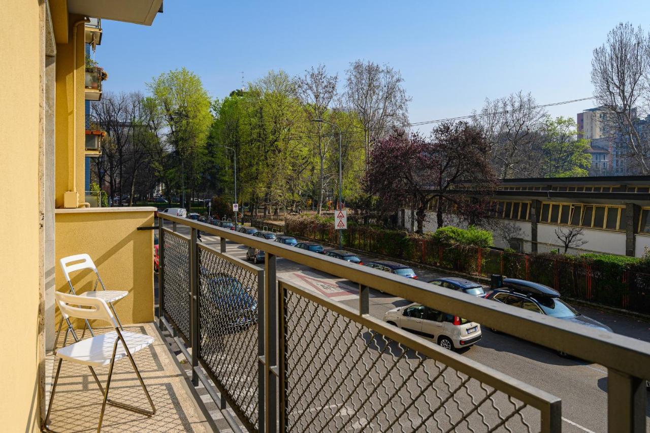Classbnb - Appartamento A 200 Metri Dalla Metro Pagano Milan Luaran gambar